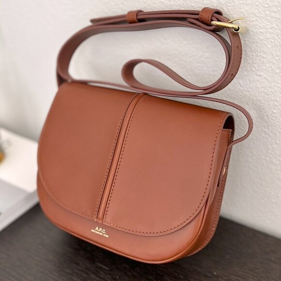 NWT - A.P.C. Betty Sadle Bag - Noisette🌰 - Picture 2 of 10
